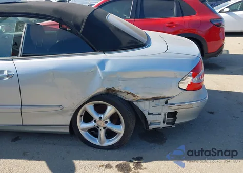 2005 Mercedes-Benz Clk 320 from USA, damaged, VIN WDBTK65G15T046909